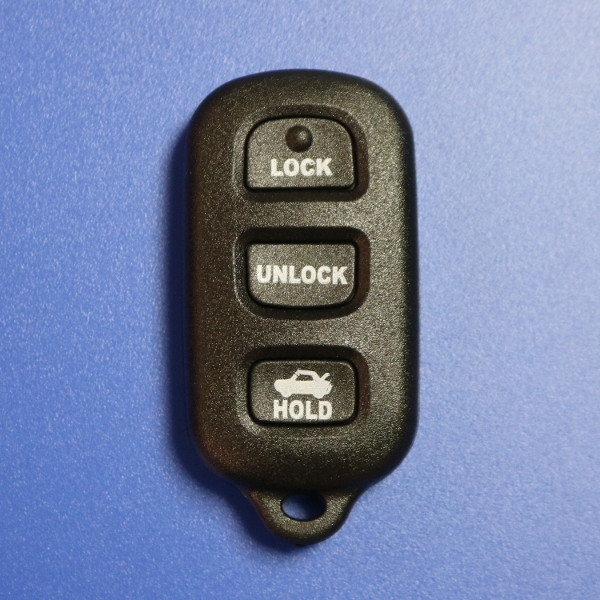 Масляный ключ тойота. Ключ Тойота Витц 2001. Брелок от сигнализации Тойота 2001. Ключ Toyota Dyna.